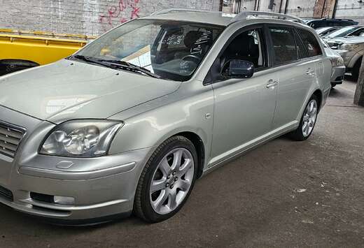 Toyota SW 2.0i VVT-i 16v D4 Linea Luna