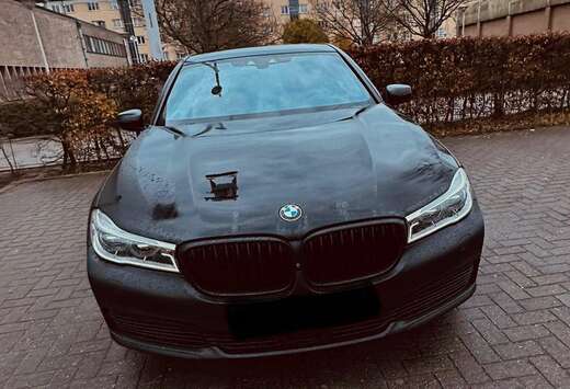 BMW 740eAS Plug-In Hybrid (240 kW)