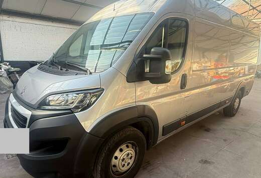 Peugeot 2.2 BlueHDi L4H2 Premium S