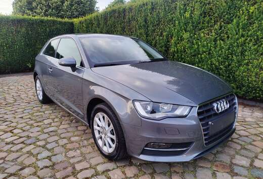 Audi A3 1.6 TDi Attraction