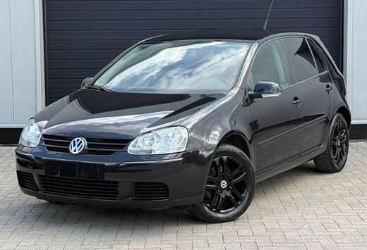 Volkswagen Volkswagen Golf 5 Édition TOUR 1.4 Essenc ...
