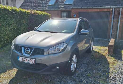 Nissan 1.6i 2WD Executive CVT
