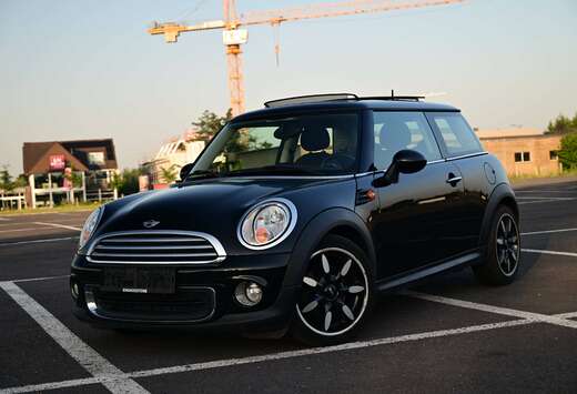 MINI R56 LCI / SUNROOF / AIRCO AUT / CHROME PACK / BL ...