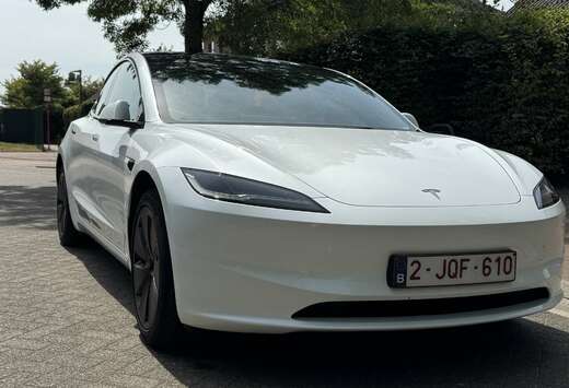 Tesla 64 kWh RWD Standart Range Premium