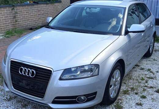 Audi A3 Sportback 1.6 TDi e Attraction Start/Stop DPF