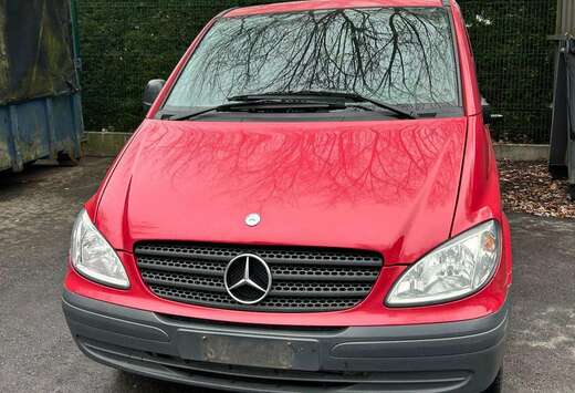 Mercedes-Benz 2.2 CDI / 9 places / bus / 225 km /