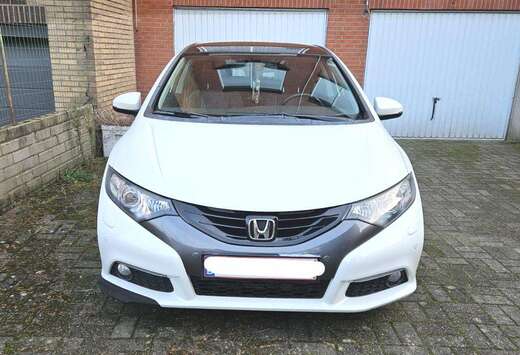 Honda Civic 1.8 i-VTEC Automatik Executive