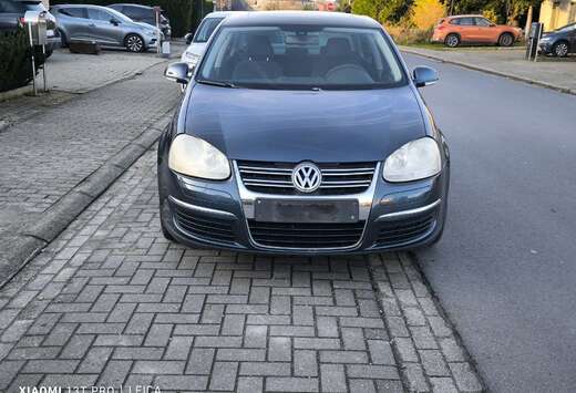 Volkswagen 1.9 TDI 105 ch FAP United