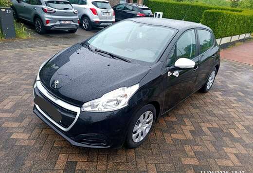 Peugeot 208 1.2i PureTech Like