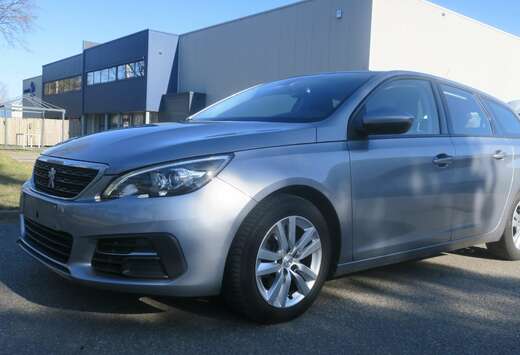 Peugeot SW 1.2 PureTech Active (EU6.3) Netto 7850euro