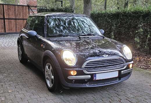 MINI Mini 1.6i 16v One
