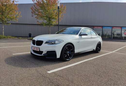 BMW M235i Coupe