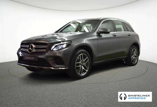 Mercedes-Benz e 4MATIC Off-Roader