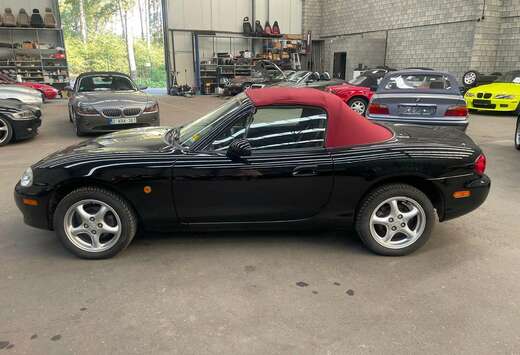 Mazda 1.6i 16v NB FL Luxe, Rode softtop, Mooie staat