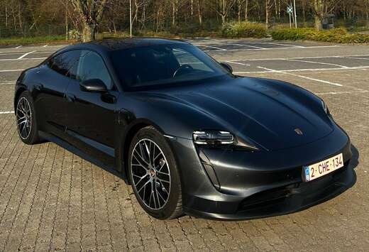 Porsche Taycan 79.2 kWh Taycan