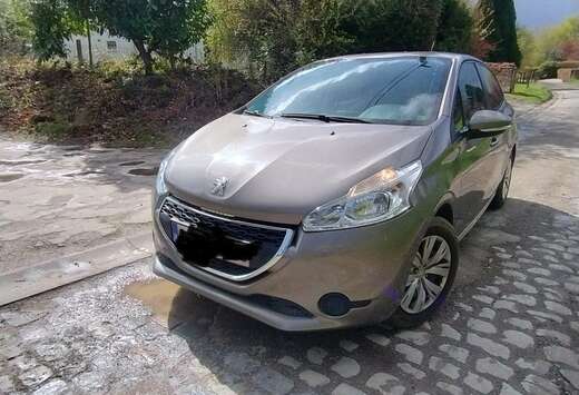 Peugeot 208 1.2 VTi 82