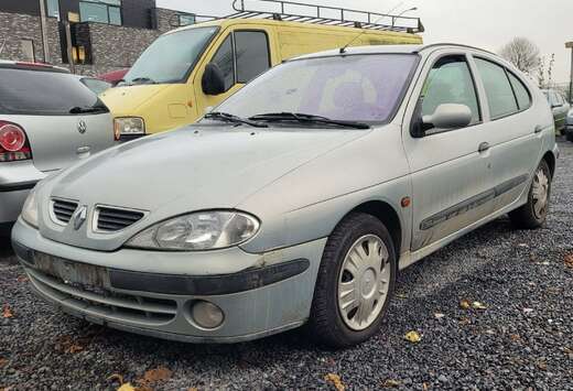 Renault 1.6i AUTOMAAT AIRCO 5 deurs 2000