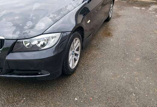 BMW 318 d
