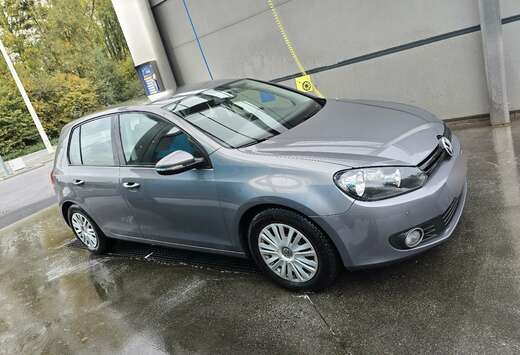 Volkswagen Golf 1.6 CR TDi BlueMotion DPF
