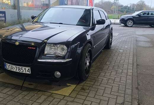 Chrysler Touring 5.7 V8 HEMI AWD Automatik