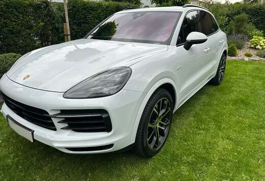 Porsche Cayenne E-Hybrid Tiptronic S