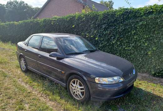 Opel Vectra 2.0 DTI Edition 2000