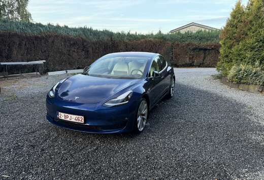 Tesla 75 kWh Performance Dual Motor