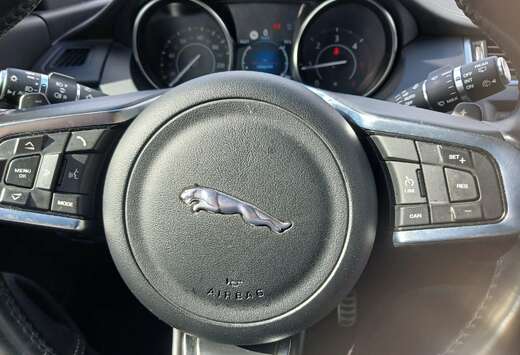 Jaguar E-Pace 2.0 D AWD R-Dynamic S (EU6.2)