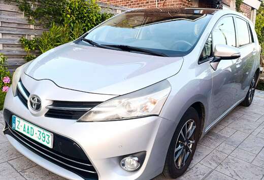Toyota Verso 2.0 D-4D Premium 5pl. Voiture Belge CTok ...