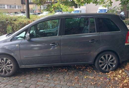 Opel Zafira 1.7 CDTI ecoFLEX Design Edition
