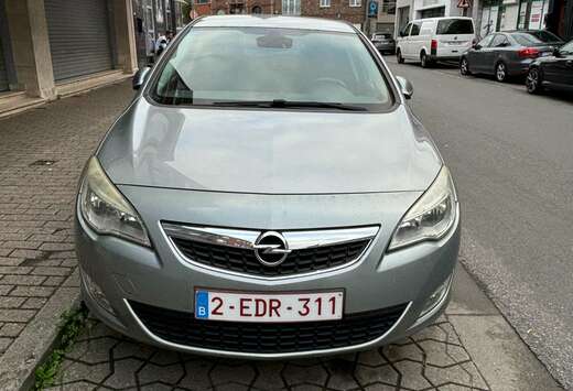 Opel Opel Astra J / Prix Negocaible / Pret immatricul ...