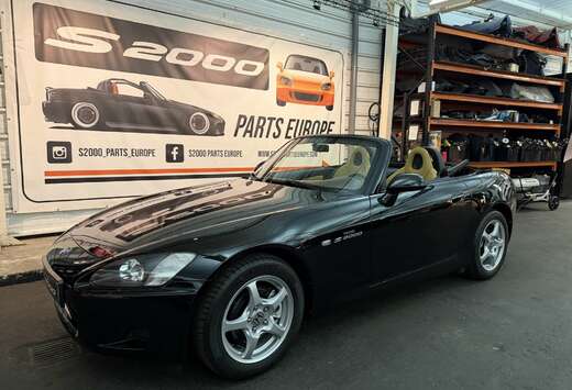 Honda 2.0i 16v VTEC AC Berlina Black Than interior