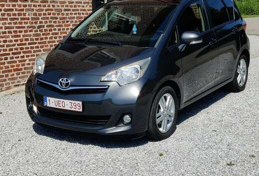 Toyota Verso S 1.33 VVT-i Sol