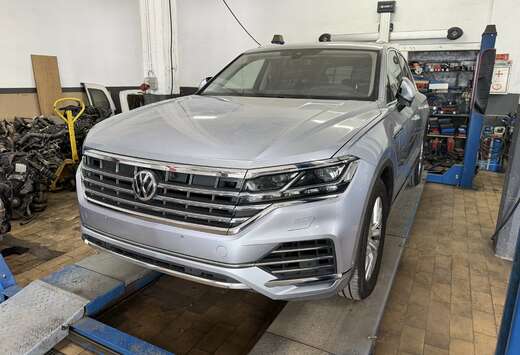 Volkswagen 3.0 TDi V6 CARAT EDITION ( MOTEUR CASSÉ )