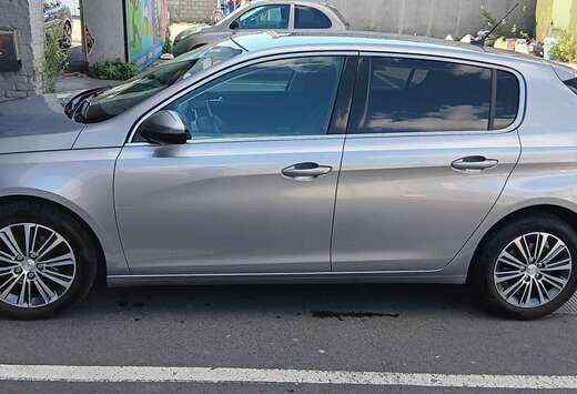 Peugeot 1.2 PureTech Allure Pack S&S (EU6.3)