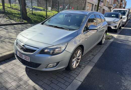Opel Sports Tourer 1.4 Turbo Sport