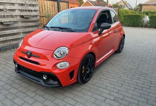Abarth 695 Competizione Collectors Item