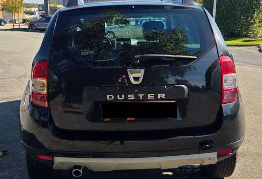 Dacia Duster 1.6i 4x2 Laureate