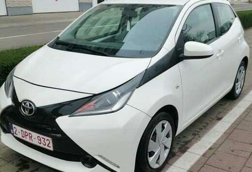 Toyota Aygo 1.0i VVT-i x-pose Ltd. Edition