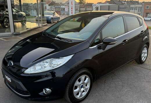 Ford 1.6 TDCi * CLIM * BLUETHOOT * VITRE ELECTRIQUE *