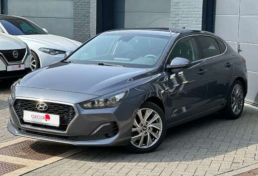 Hyundai Fastback 1.6 CRDi GpsCruiseCam1Eig*1JGarant