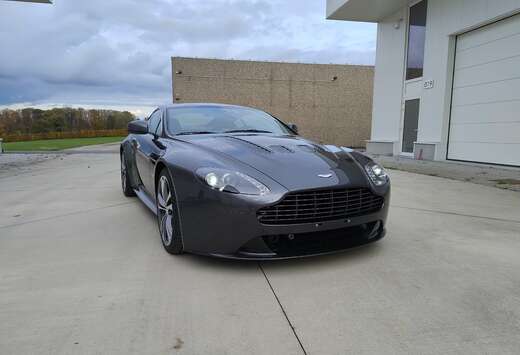 Aston Martin V12 5.9i