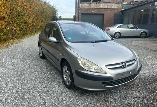 Peugeot 307 2.0i 16v/ GARANTIE 12MOIS/ CARPASS/ CT
