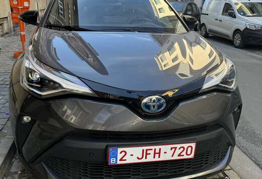 Toyota Hybrid PHEV 2.0 Dynamic Plus Bi-Tone E-CVT (16 ...