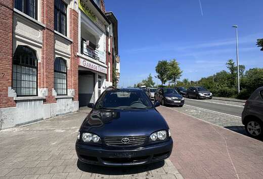Toyota 2.0 L. Terra Deauville
