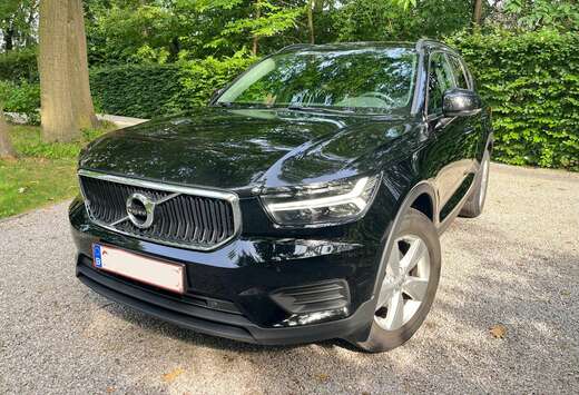 Volvo XC40 1.5 T2 Momentum Core