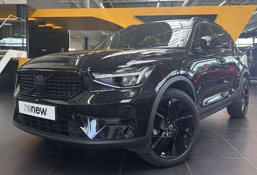 Volvo XC40 2.0 B3 MHEV Plus Black Edition DCT