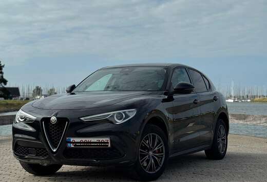 Alfa Romeo 2.0 Turbo 16V AT8-Q4