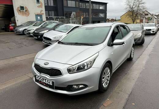 Kia Cee\'d SW 1.6 CRDi Easy**MARCHAND EXPORT**