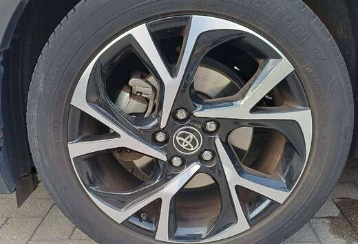 Toyota C-HR Hybrid 2.0i VVT-i C-Lub Bi-Tone E-CVT